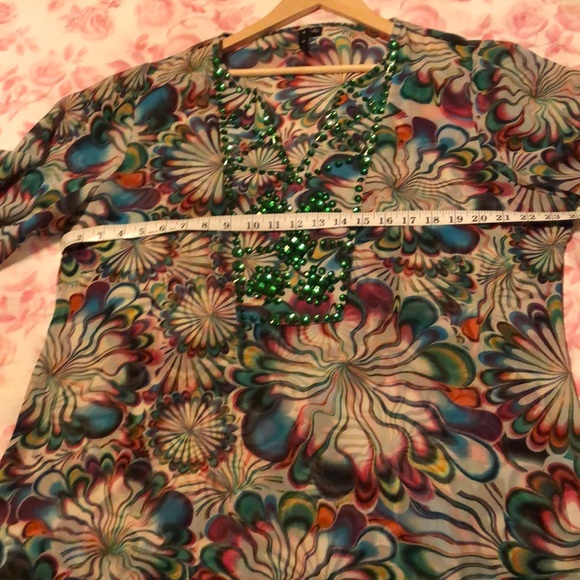 Colorful Blouse - Picture 8 of 8